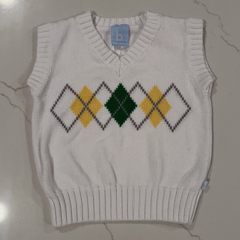 Bella Bliss White Sweater Vest with Argyle Design